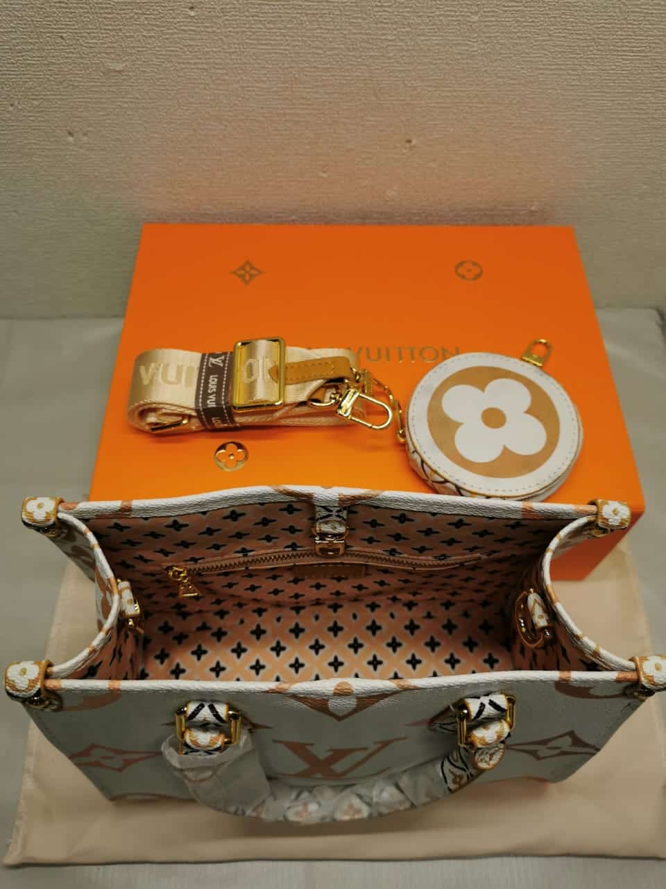 Louis Vuitton Lv By The Pool Onthego PM Yellow 25Cm M22975