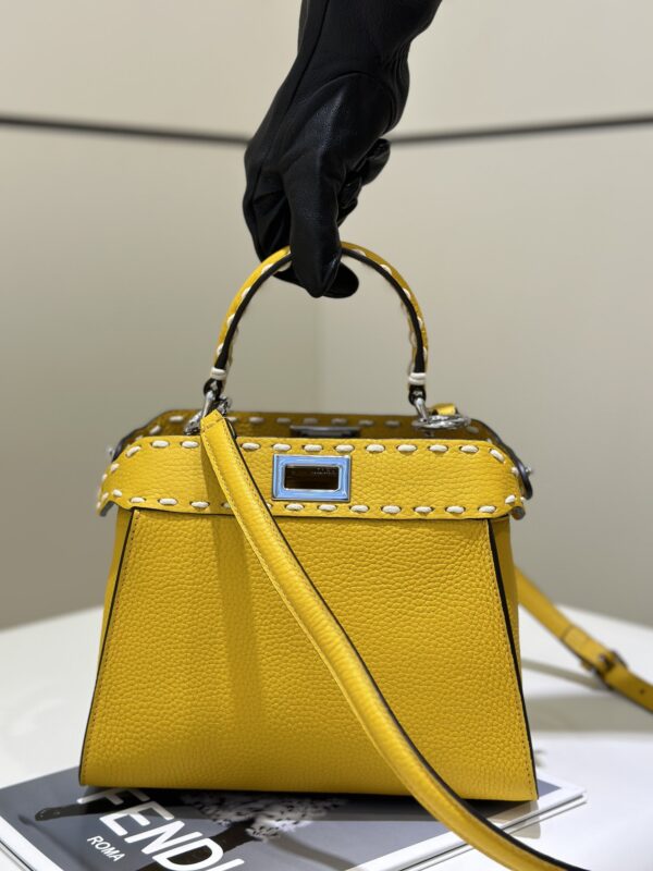 Replica Fendi Peekaboo Yellow
