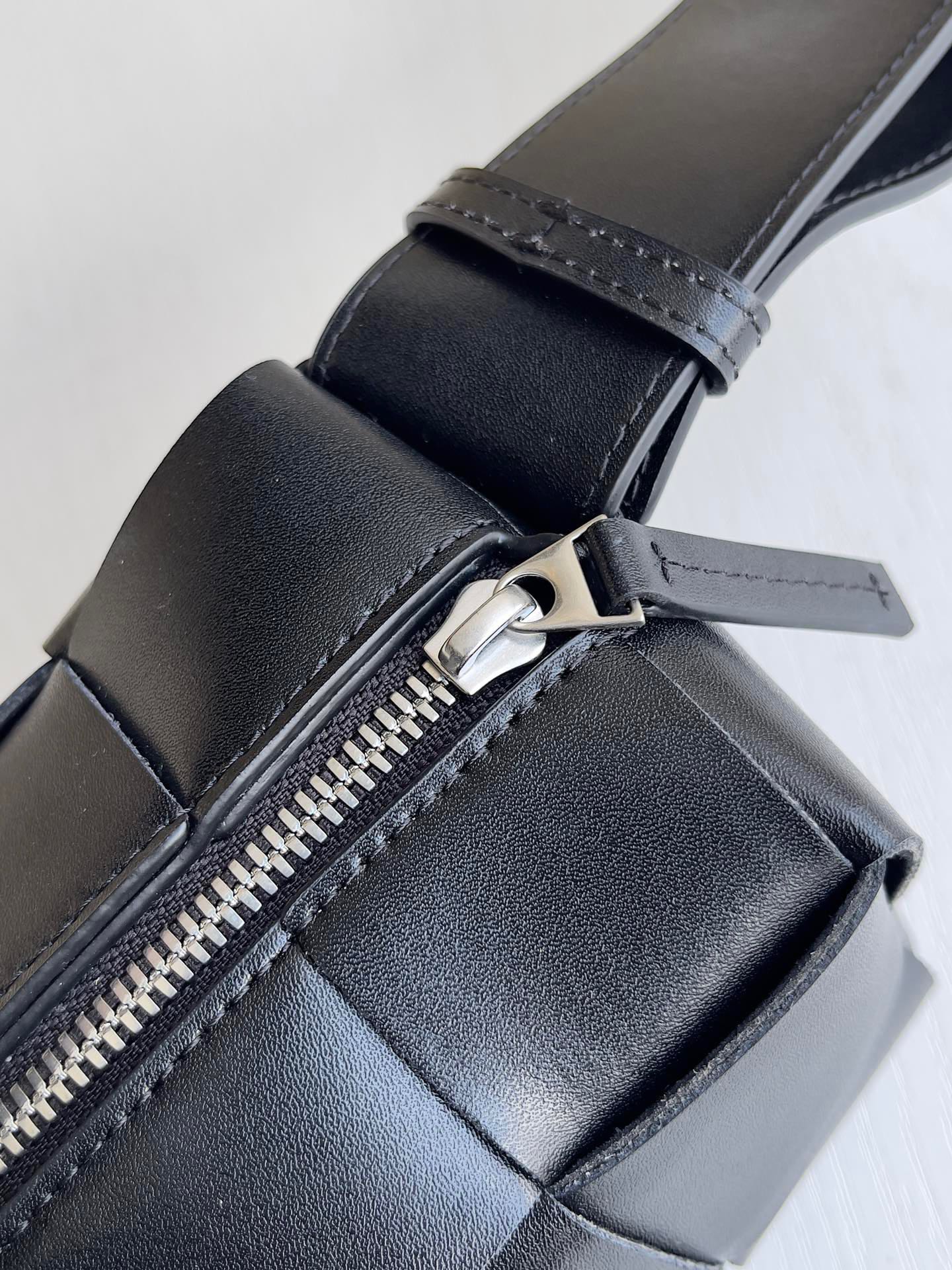 Replica Bottega Veneta Cassette Brick
