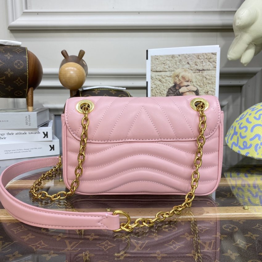 Replica Louis Vuitton New Wave Pink