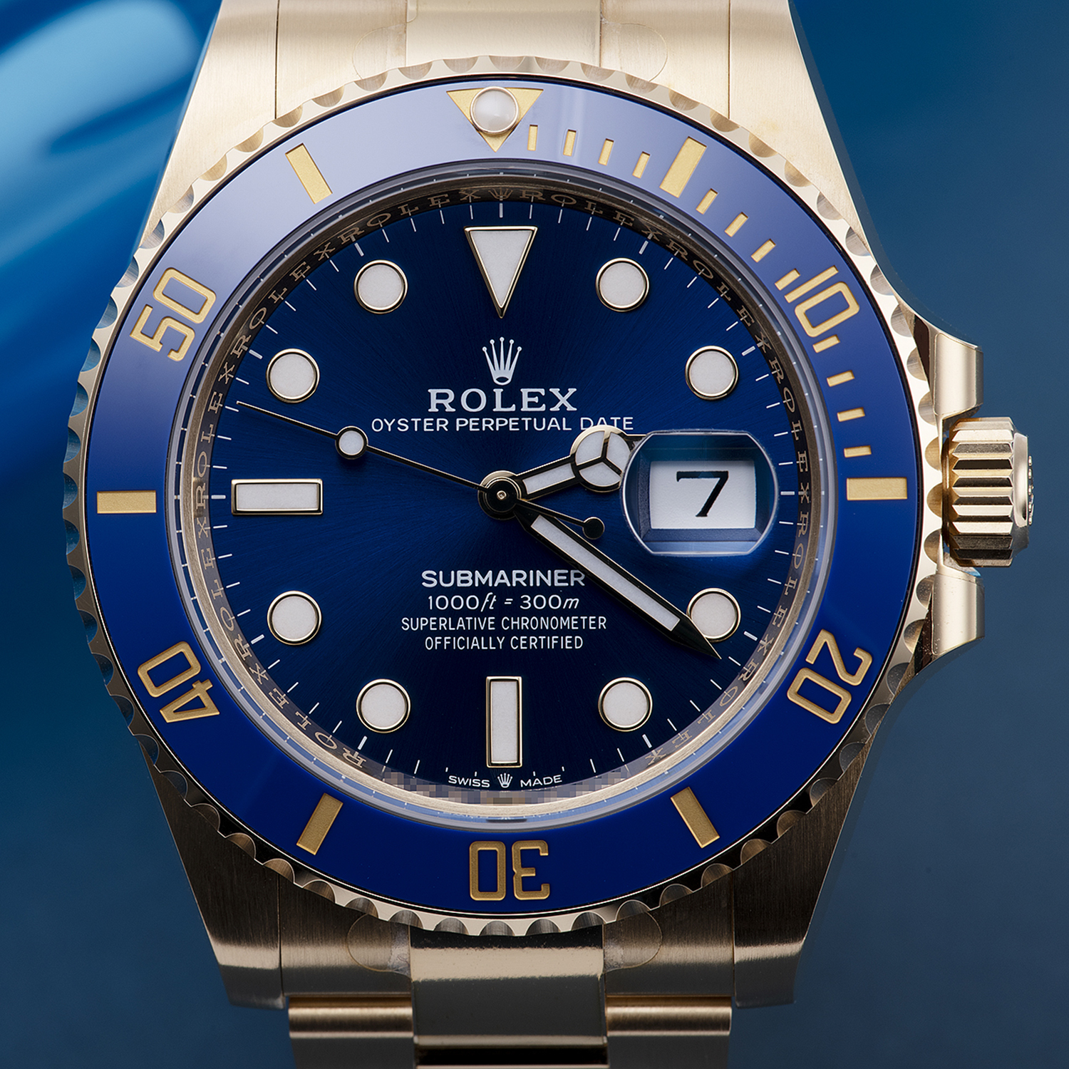 Rolex Submariner Date Oyster 18k Yellow Gold 41mm 126618LB-0002 Unworn