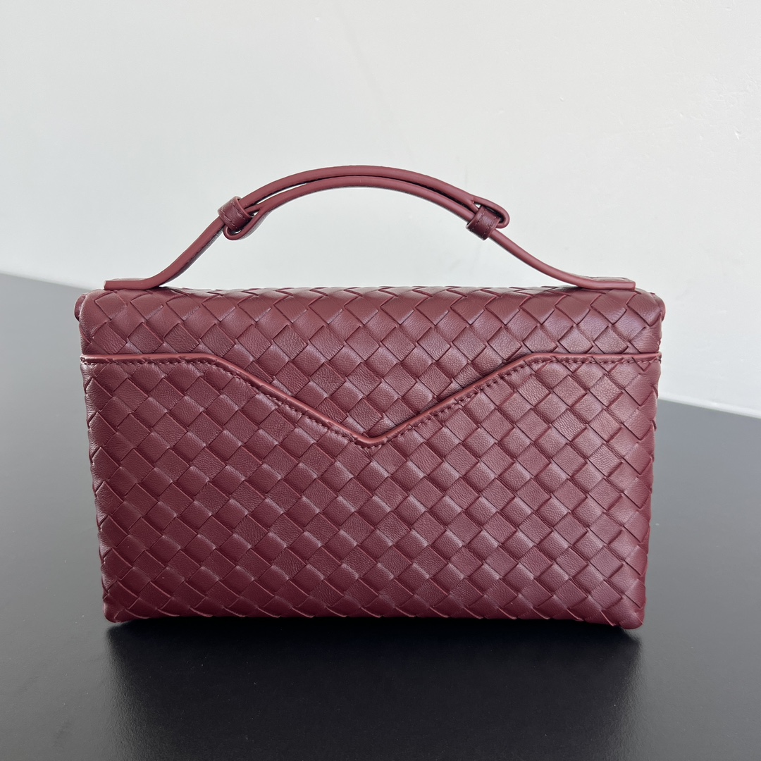 Bottega Veneta Knot Lock Replica
