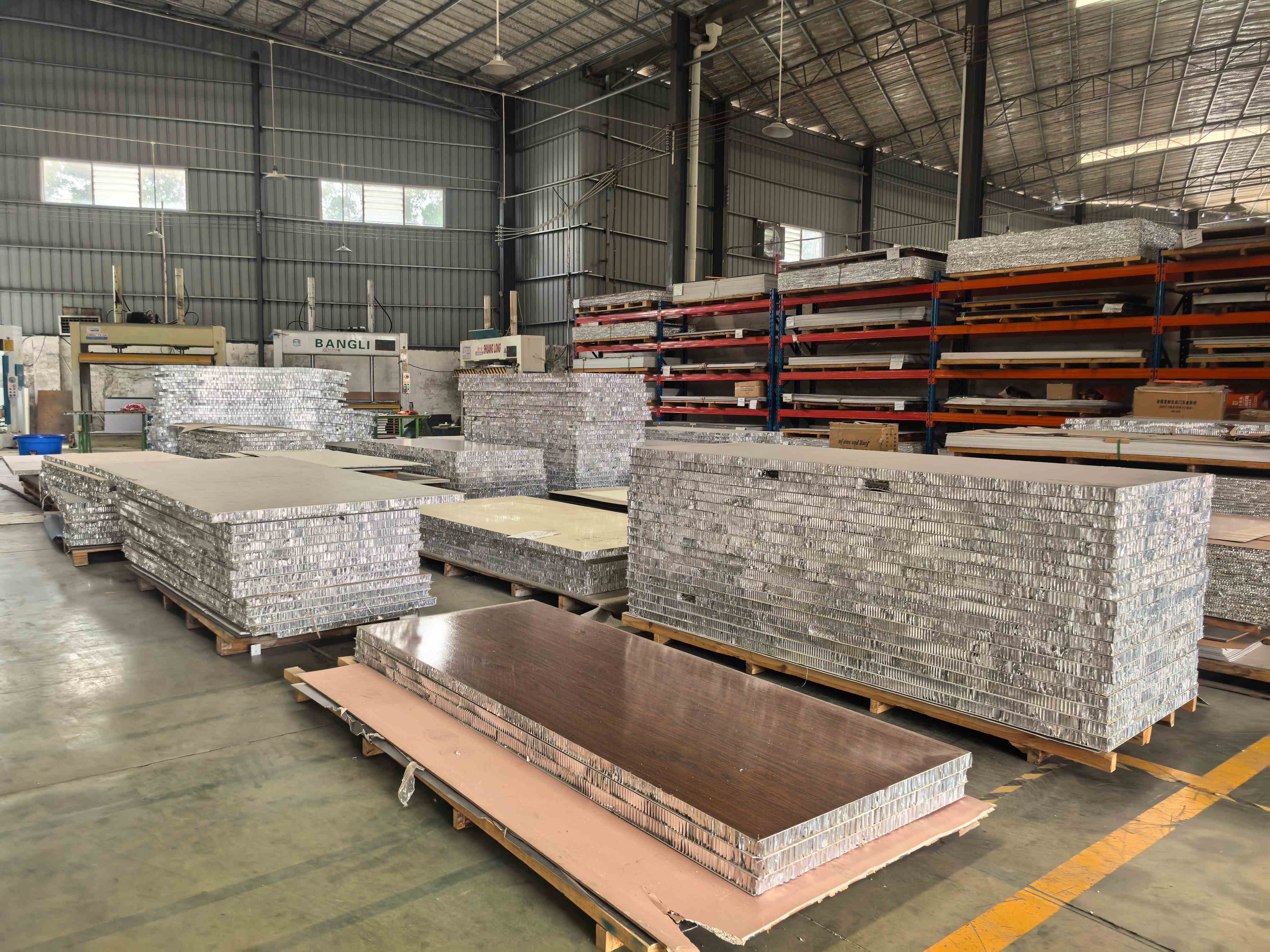 Solid Color Aluminium Honeycomb Board Cabinet Wardrobe Substrate Moisture Proof Anti rust Factory Direct Supply