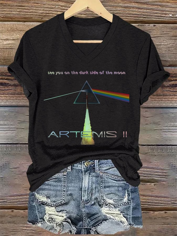 V-Neck Retro Artemis II See You On The Dark Side Of The Moon Print T-Shirt