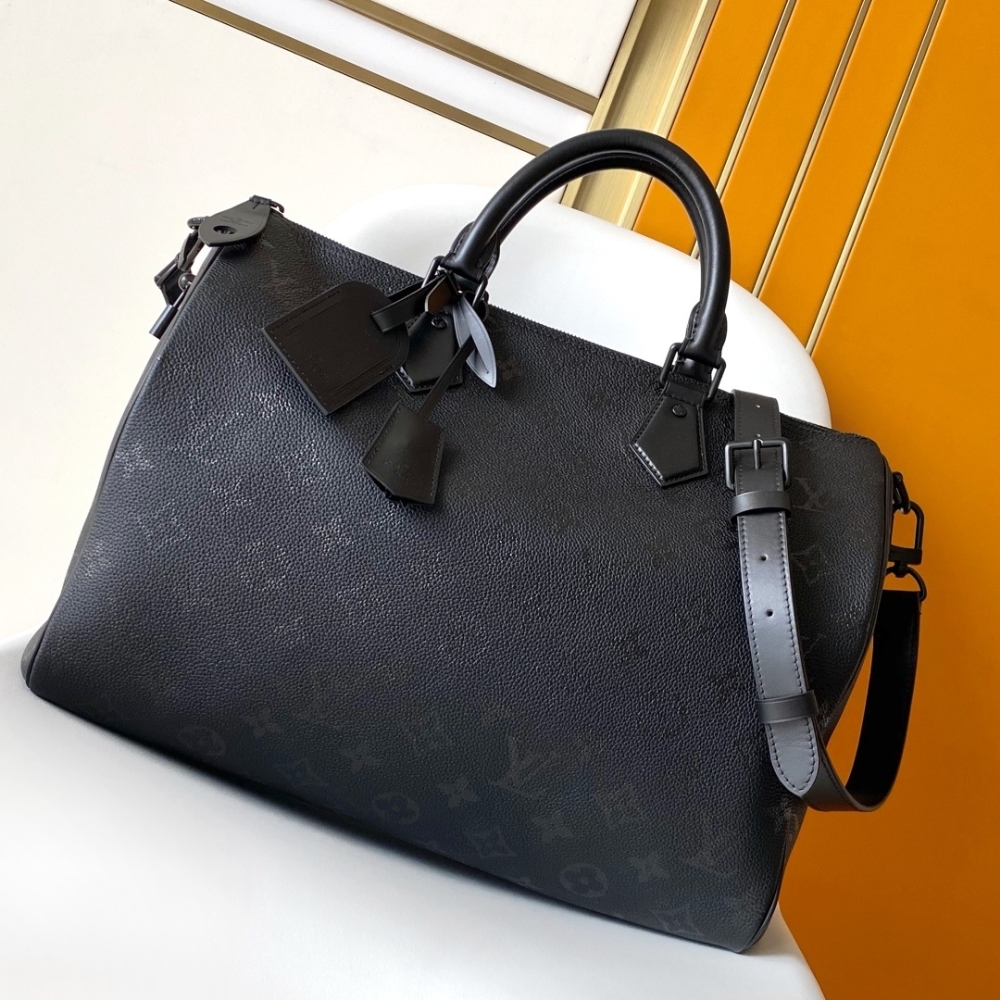 Louis Vuitton Speedy P9 Bandoulière 40 Black 40Cm M13916