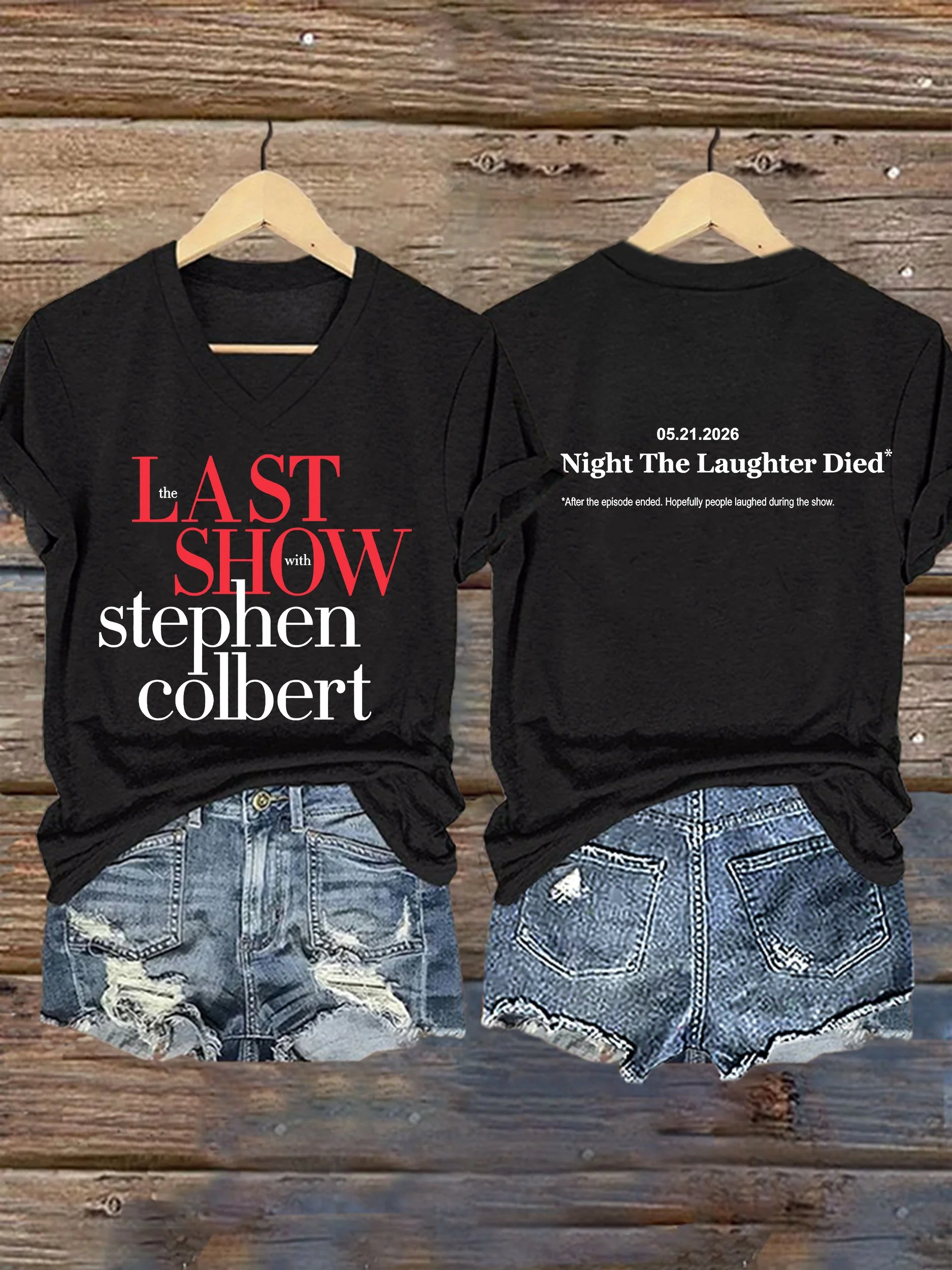 V-Neck Retro Last Show 05.21.2026 The Night The Laughter Died After The Episode Ended. Hopefully People Laughed During The Show Print T-Shirt