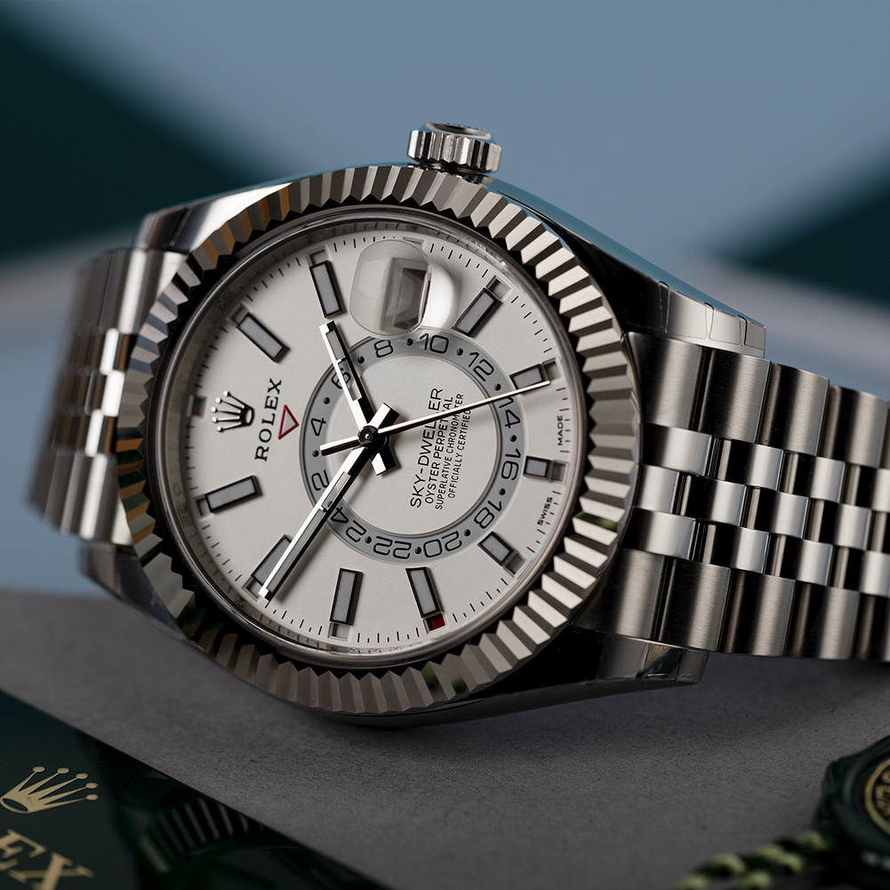 Rolex Sky-Dweller Bright Black Dial Oyster 42mm 326934-0006 Unworn