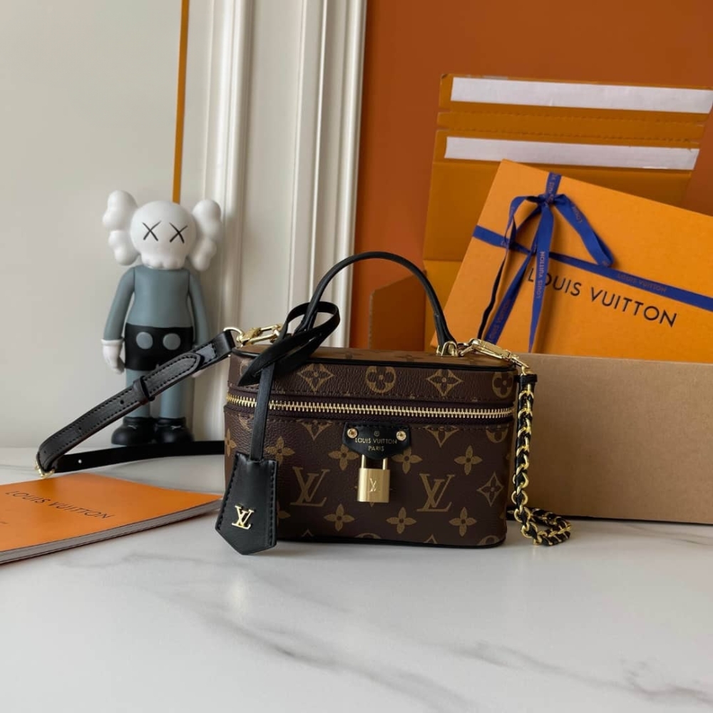 Louis Vuitton Vanity Chain Pouch Monogram Reverse Canvas Brown 19Cm M47125