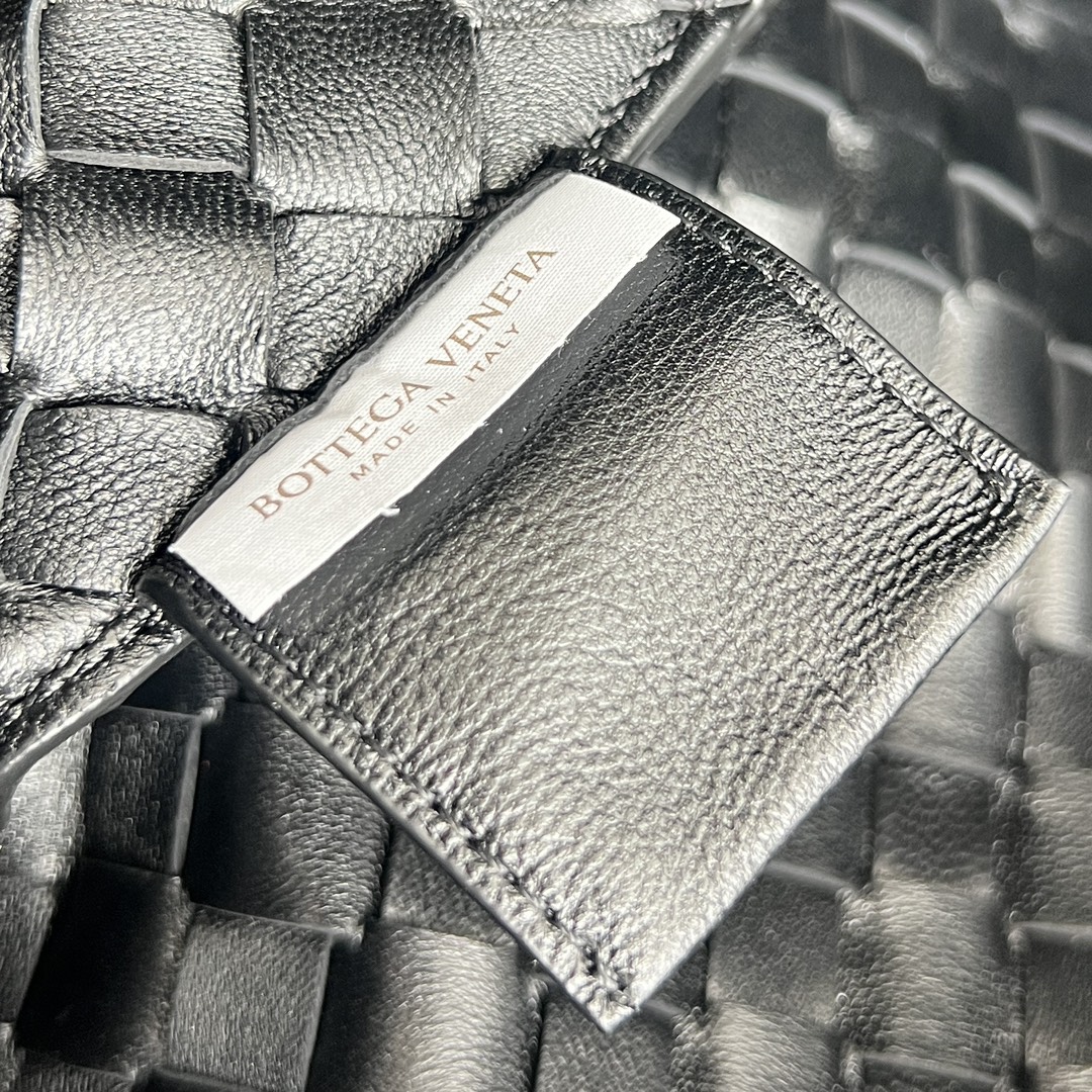 Bottega Veneta Campana Replica