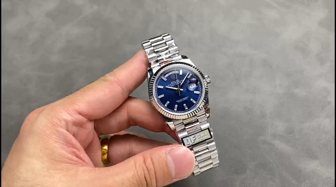 Rolex Day Date 36 36mm Bright Blue Diamond-Set Dial Fluted Bezel Presi m128236 0023