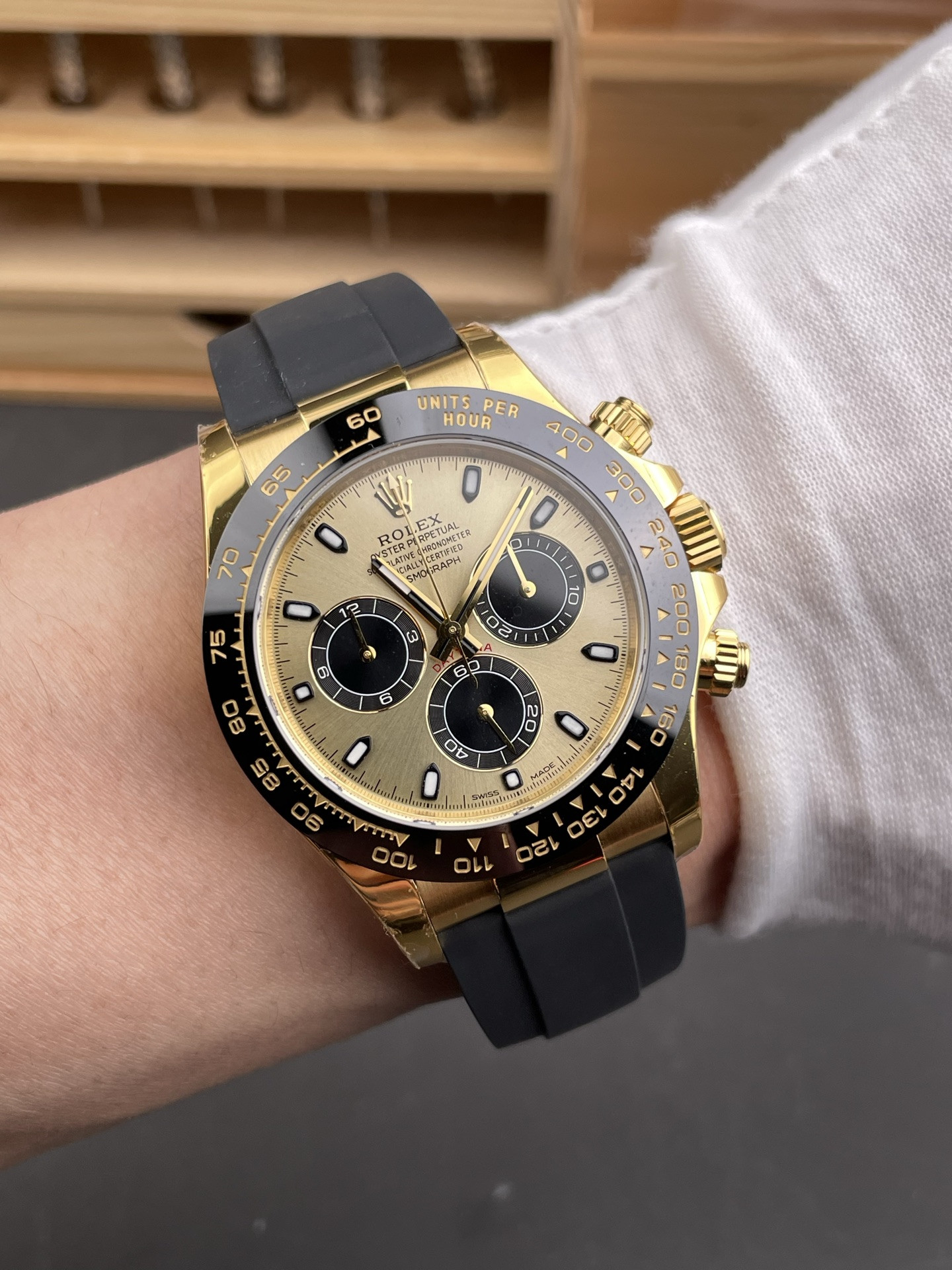 Gold Rubber Daytona V1 Version