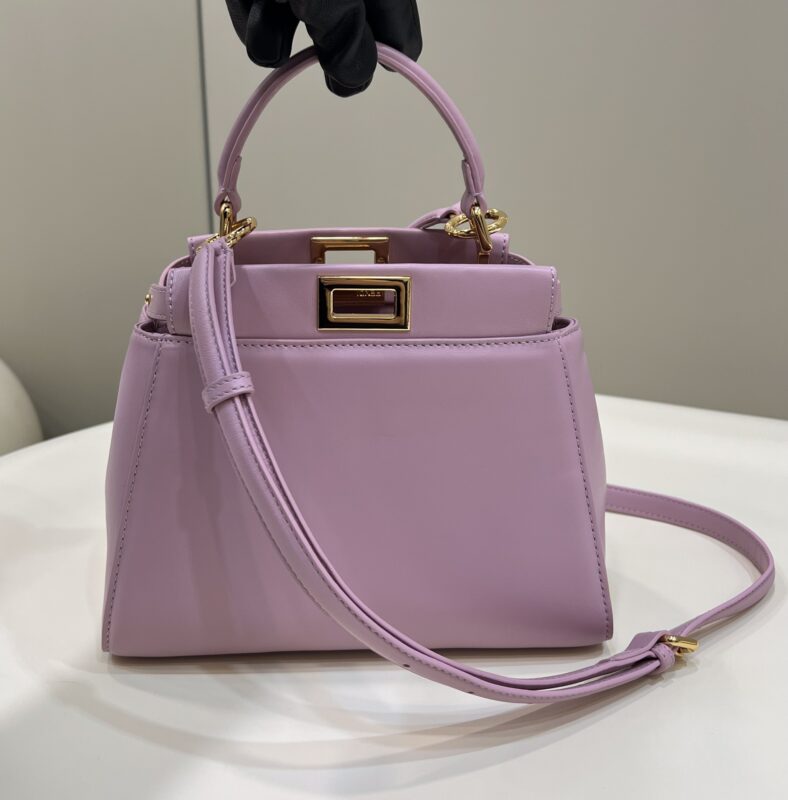Replica Fendi Peekaboo Pink