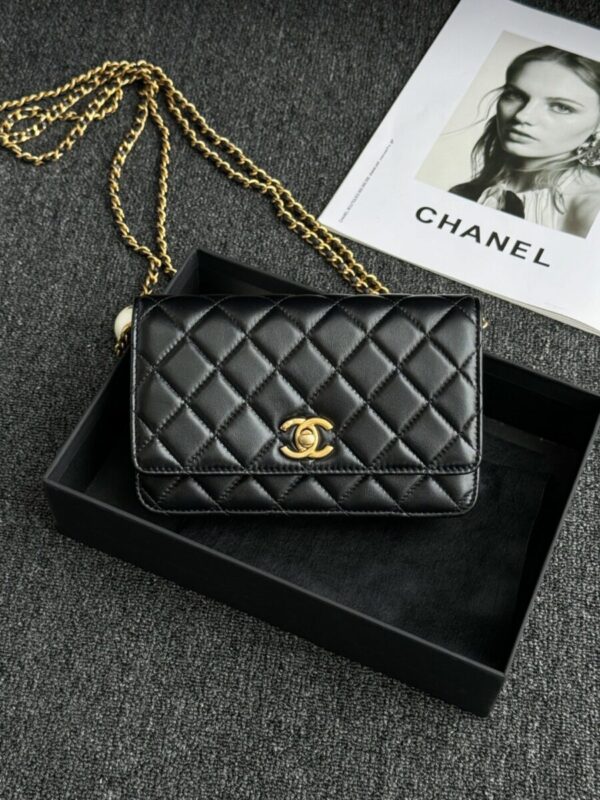 CHANEL 24s Double Pearl Woc Black