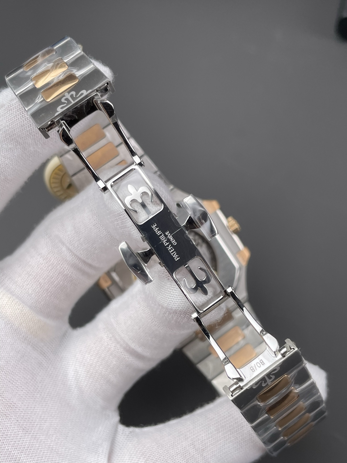 New Cubitus 5821 Rose Gold (Small TV)
