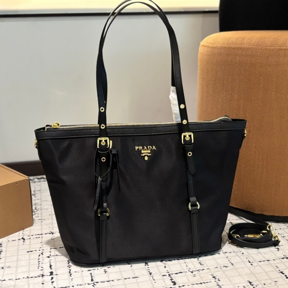 Prada Luxury Gallery Pocono Shoulder Black 34Cm