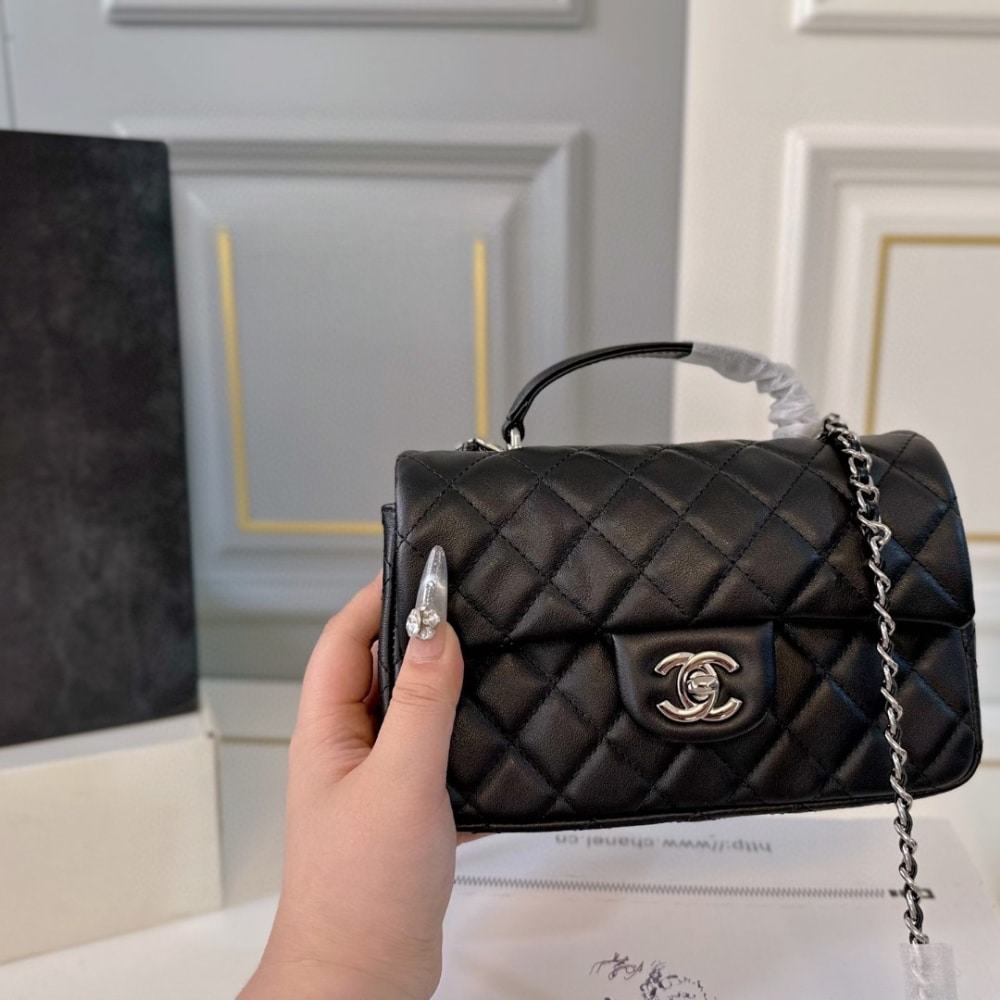 Chanel Mini Flap Bag Black 20cm