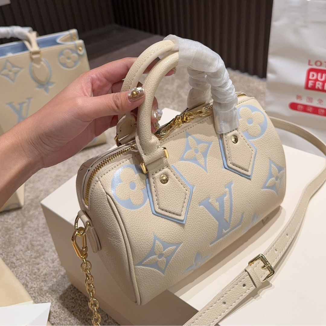 Louis Vuitton Speedy Bandoulière 20 Candy Blue 20Cm M46883