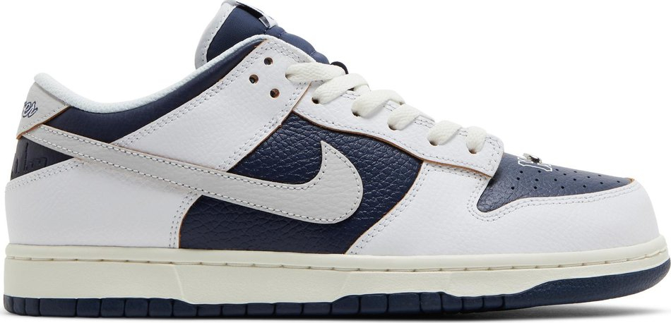 HUF x Dunk Low SB New York FD8775-100
