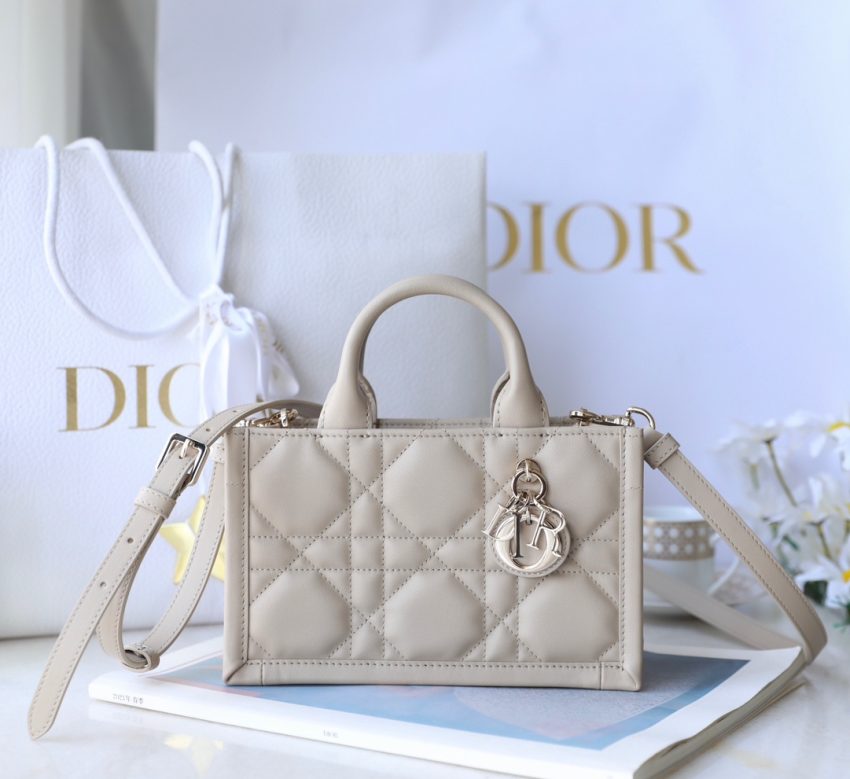 Replica Dior Tote Book Mini Beige