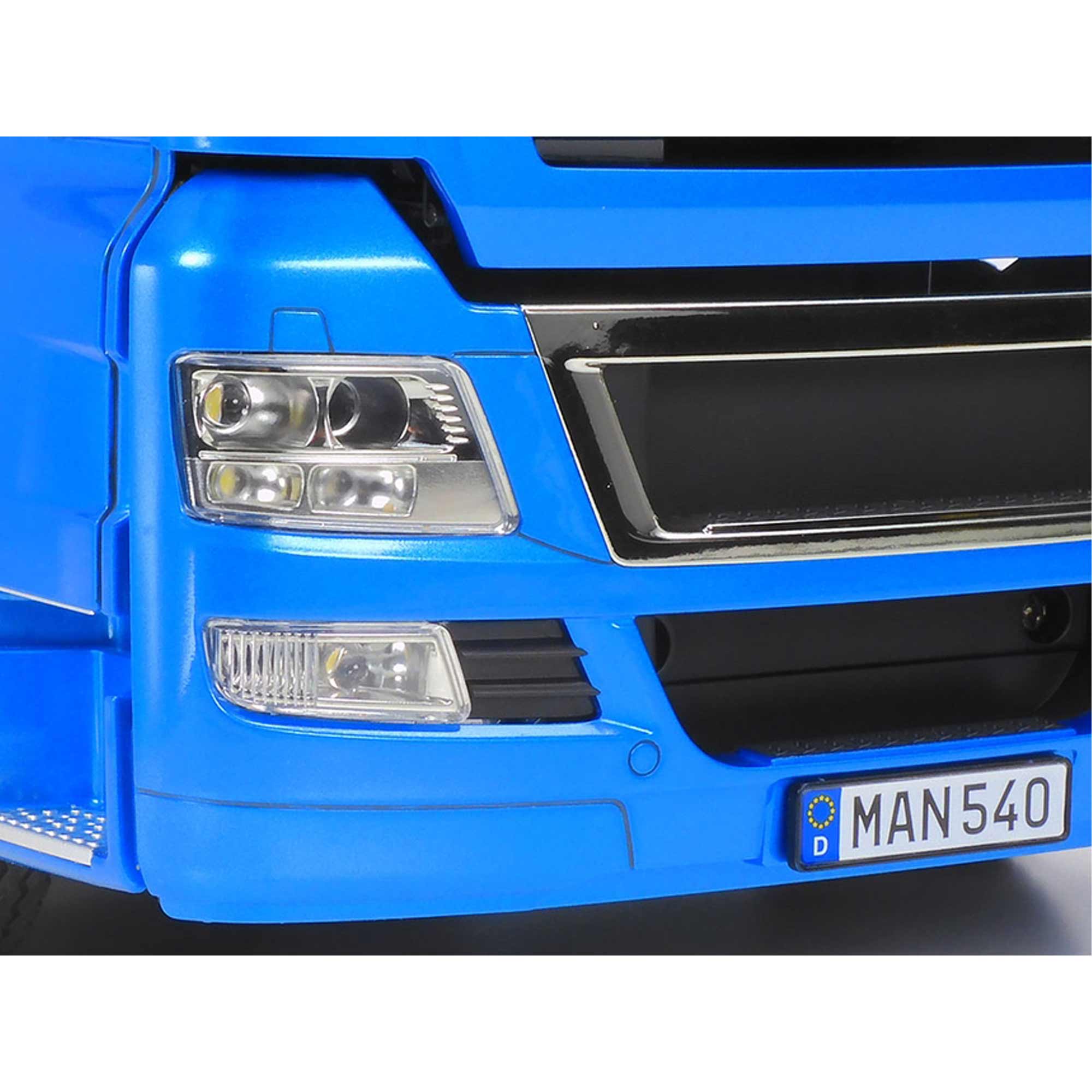 1/14 Man TGX 26.540 10X8 XLX Kit, Light Metallic Blue