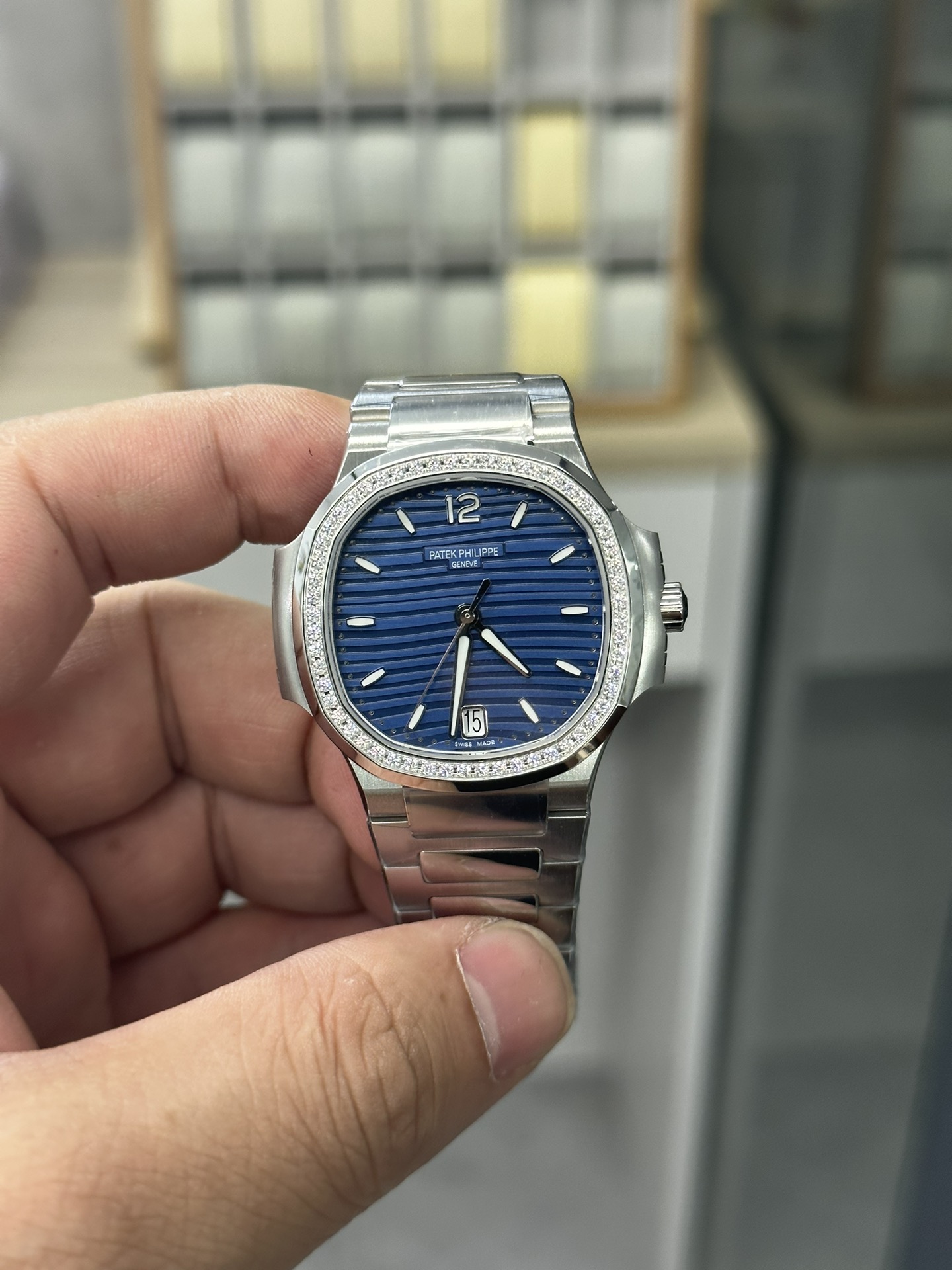 CC Patek Philippe Nautilus Ladies Stainless Steel Blue Dial 7118 1200A 001 35mm