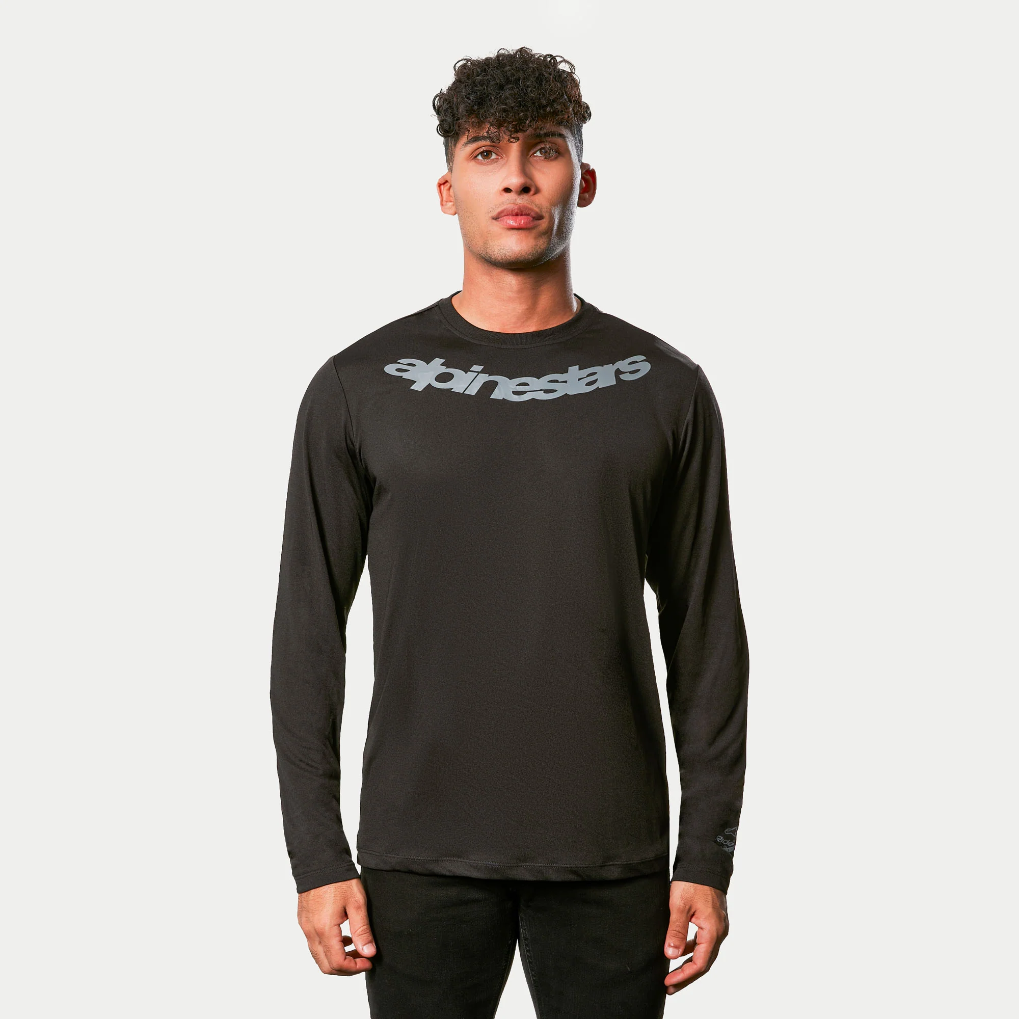 Arc Performance Tee - Long Sleeve