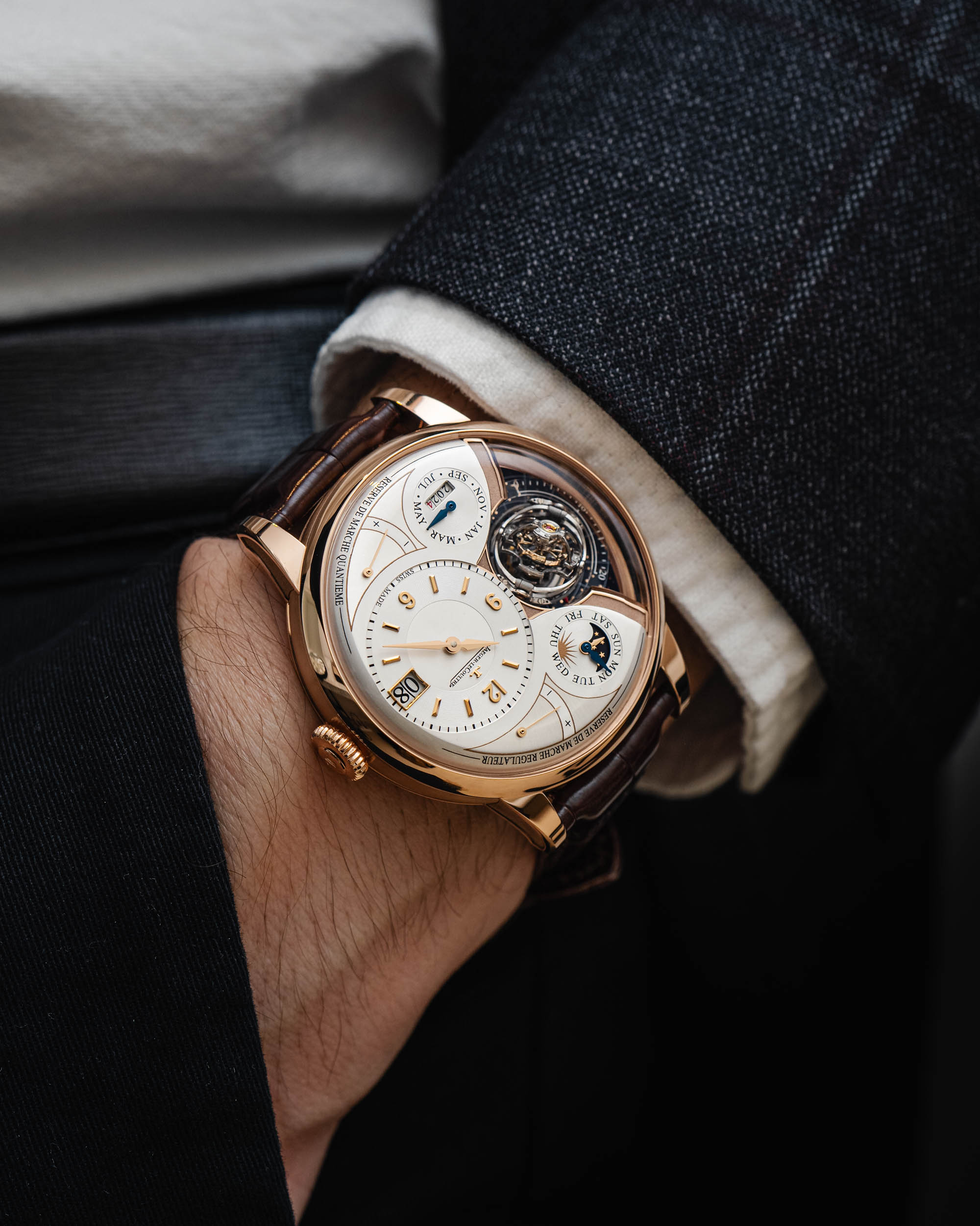 Jaeger-LeCoultre NEW THREE-AXIS TOURBILLON
