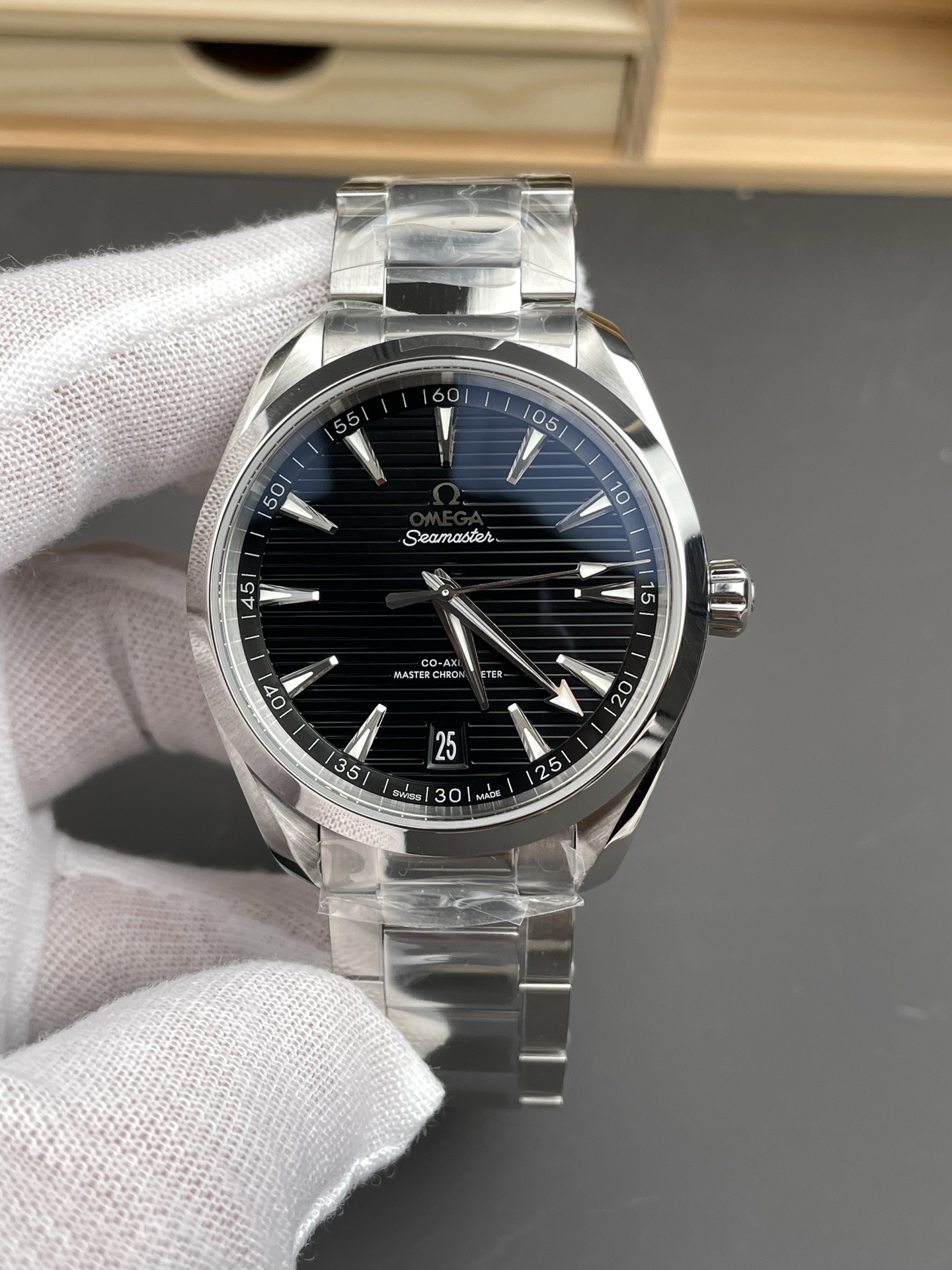 Seamaster 150, Teak Black Dial