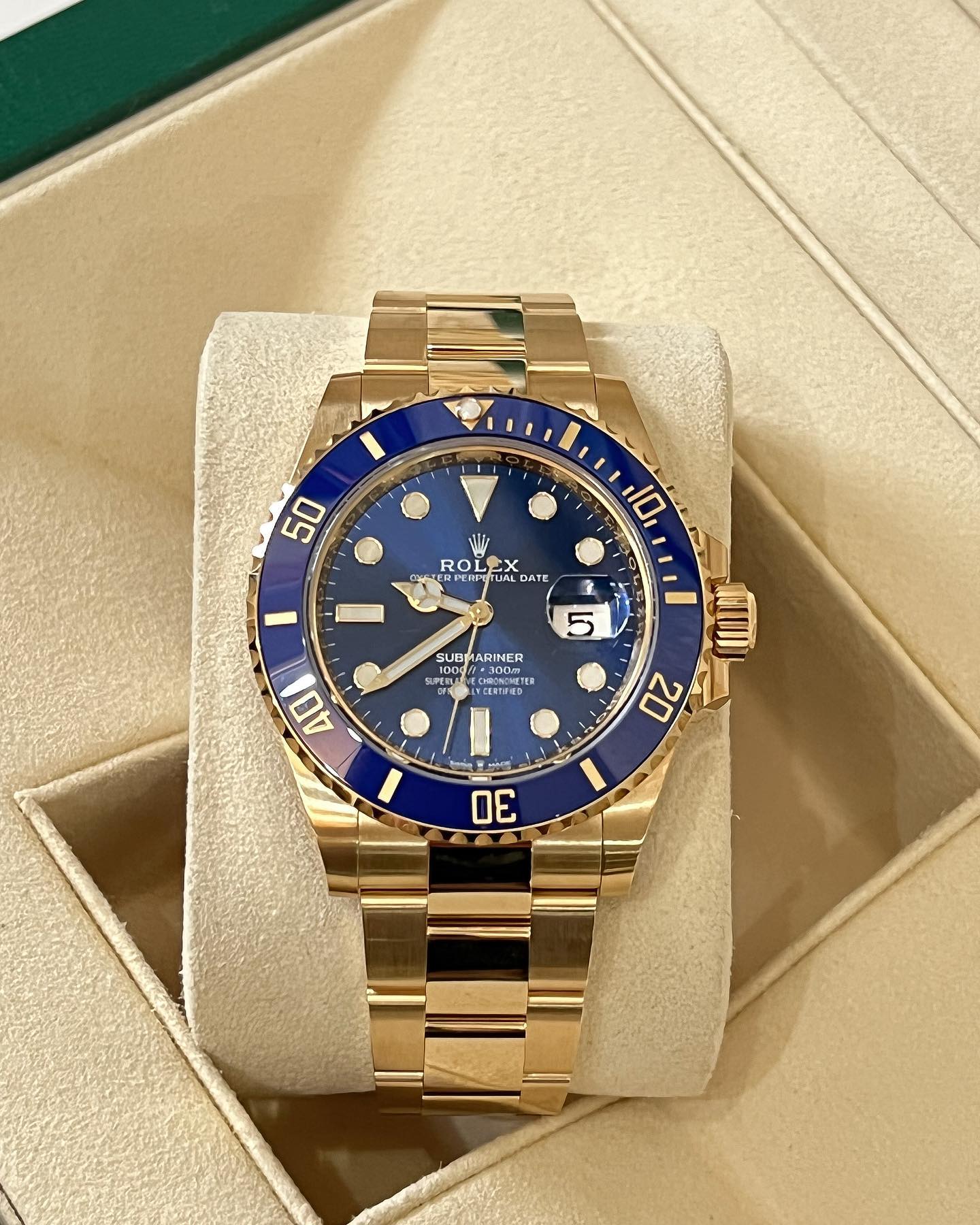 Rolex Perpetual Submariner m126618ln Series New
