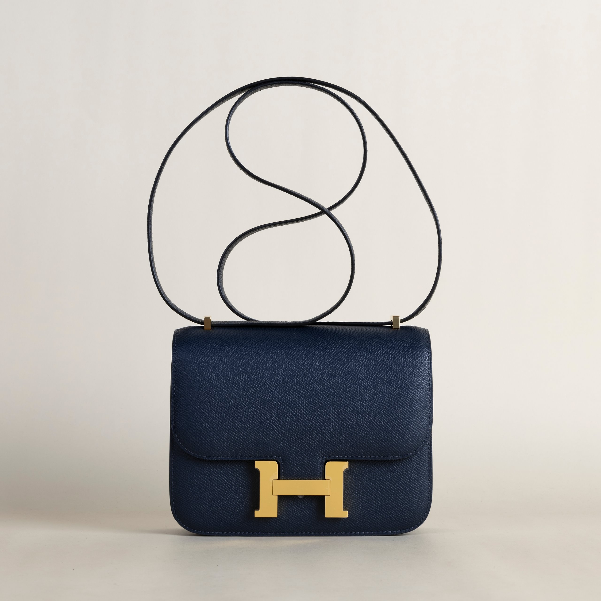 Constance 18 epsom blue nuit GHW