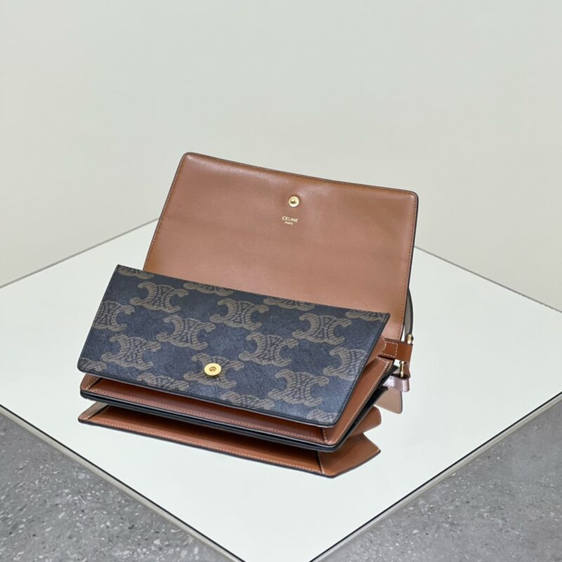 Replica Celine Triomphe Trapeze