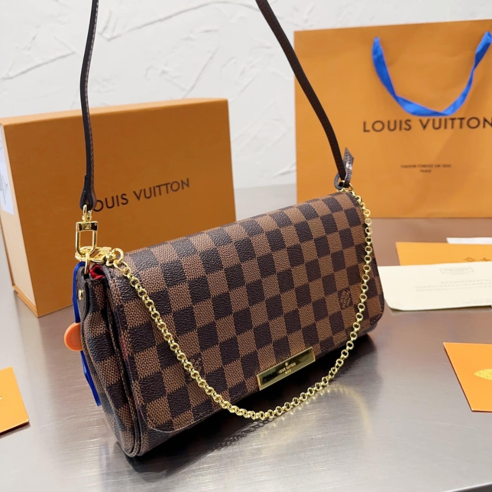 Louis Vuitton Favorite MM Damier Ebene Brown 25Cm N41129