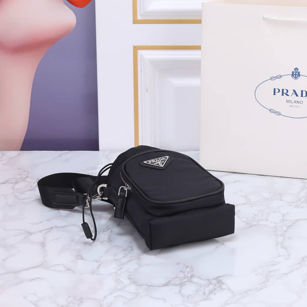 Prada Re Nylon Smartphone Case Black 18Cm 2Zh1552Dmif0002