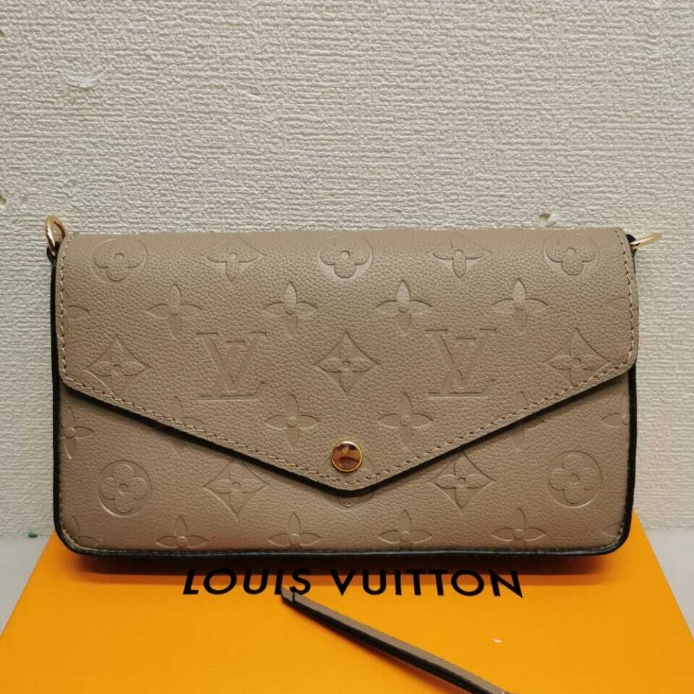 Louis Vuitton Felicie Pochette Monogram Bag Beige 21cm M82609