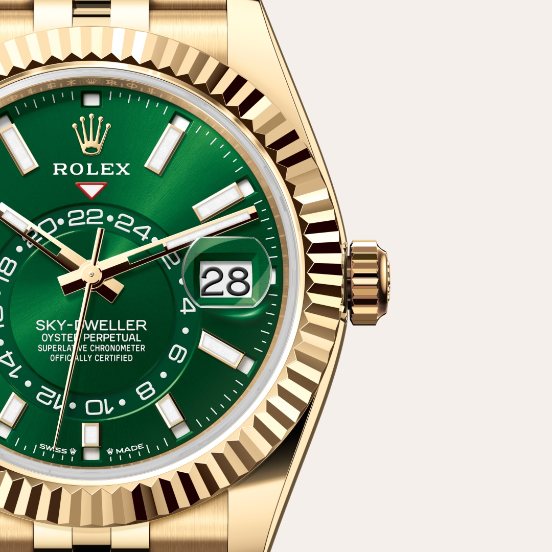 2025 NEW Rolex Sky-Dweller Oyster, 42 mm, yellow gold M336938-0008