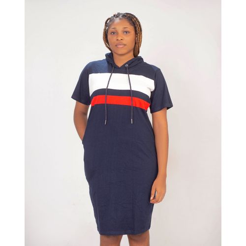 Danami White & Red Navy Blue Contrast Hooded Short Gown