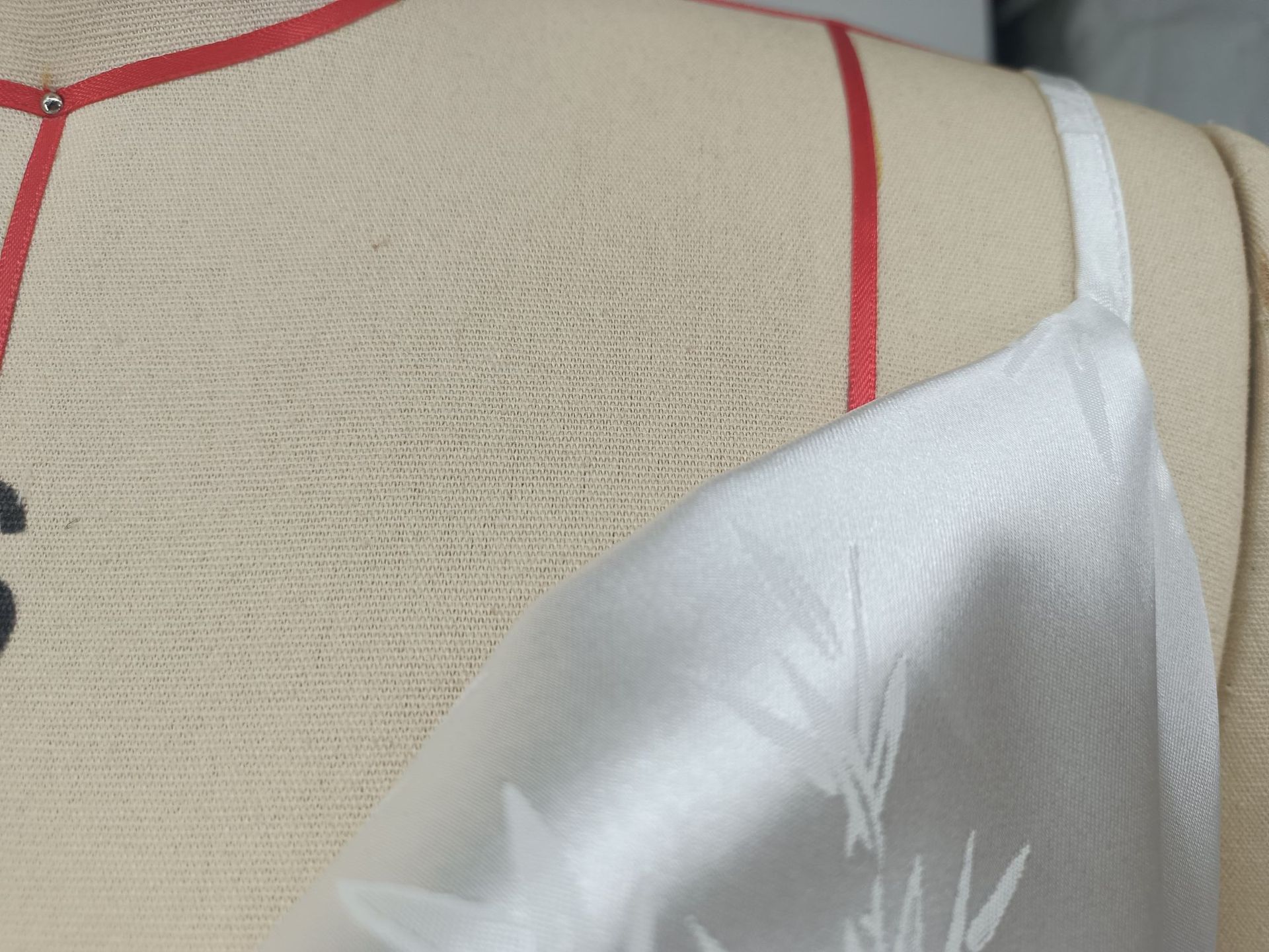 Women Casual Holidays Summer Halter Satin Belt Slit Dress（Processing time need 3-6 days）