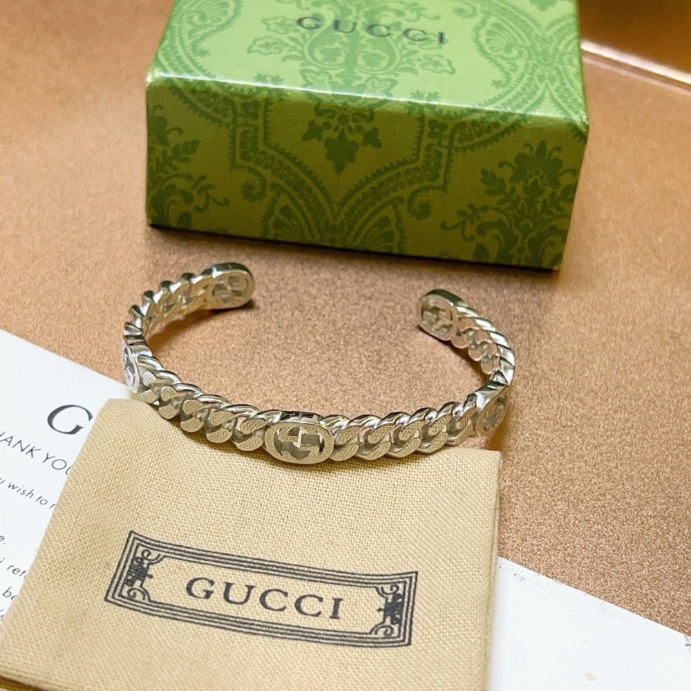 Gucci Silver Interlocking G Cuff Bracelet