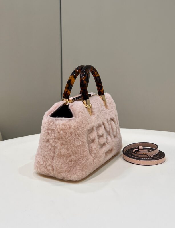 Replica Fendi By The Way Boston Pink Wool