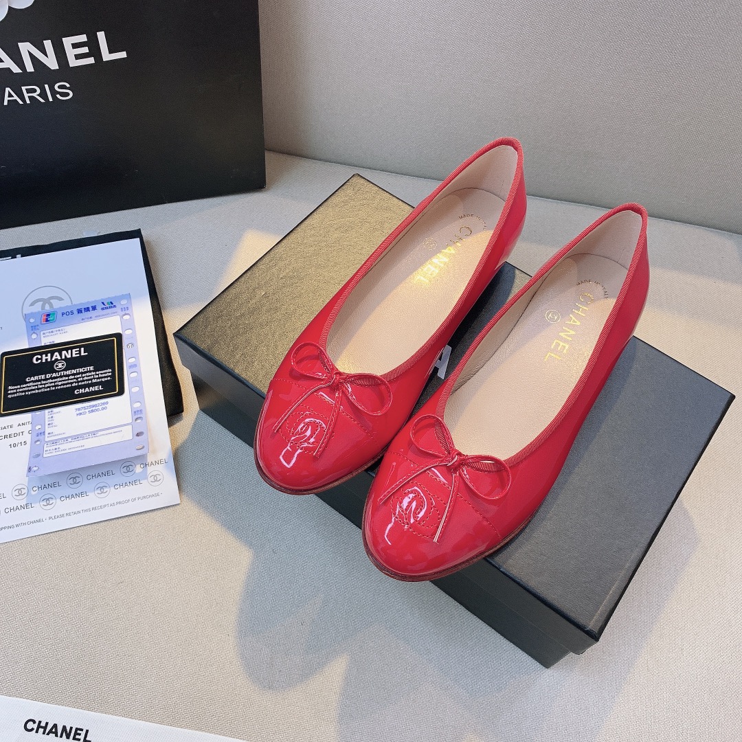 Chanel Patent Leather CC Cap Toe Ballet Flats Red