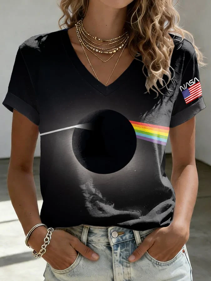 V-Neck Retro Artemis II See You On The Dark Side Of The Moon Print T-Shirt