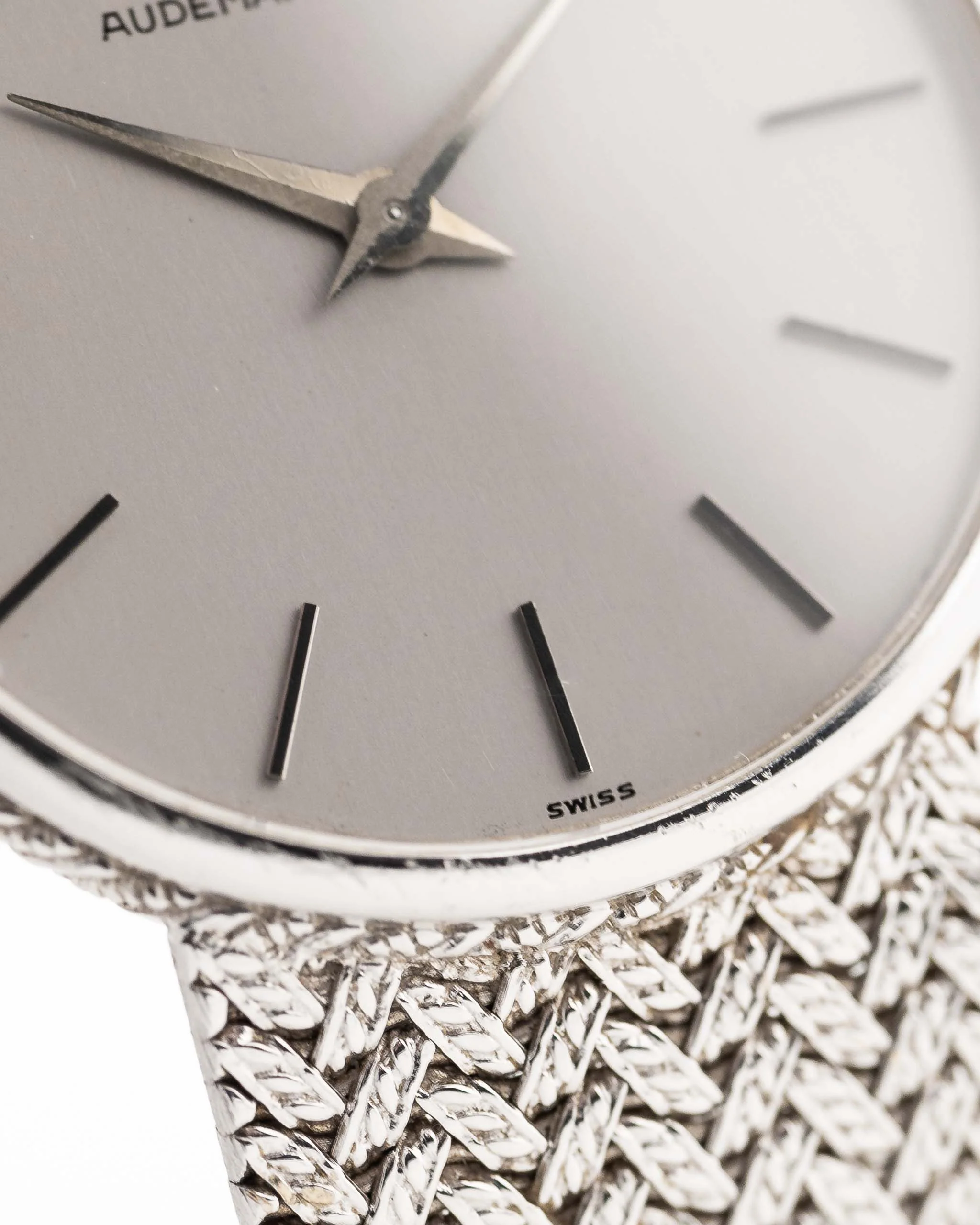 Audemars Piguet 18k Ultra Thin Calatrava 1970s