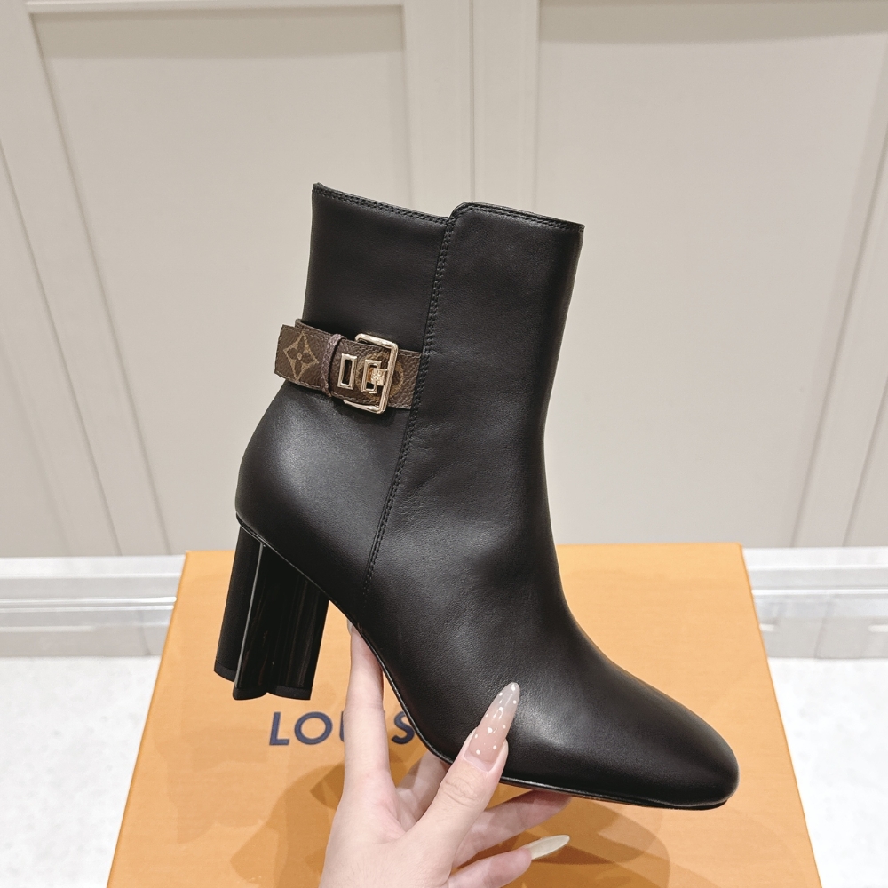 Louis Vuitton Silhouette Ankle Boot Black 1Aiefp