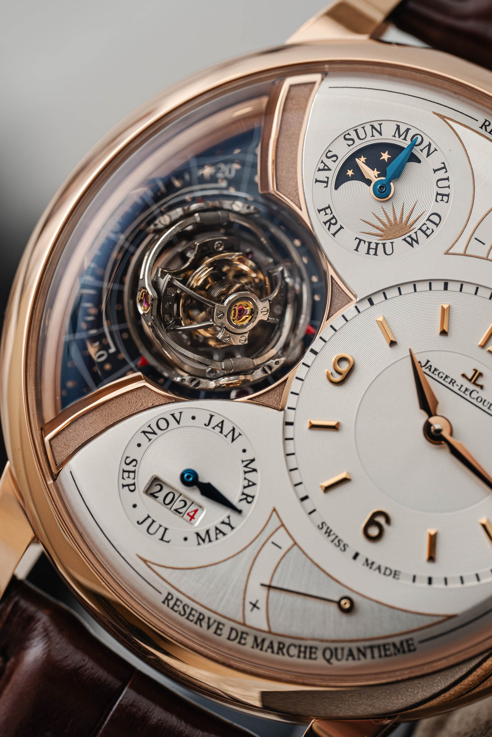 Jaeger-LeCoultre NEW THREE-AXIS TOURBILLON