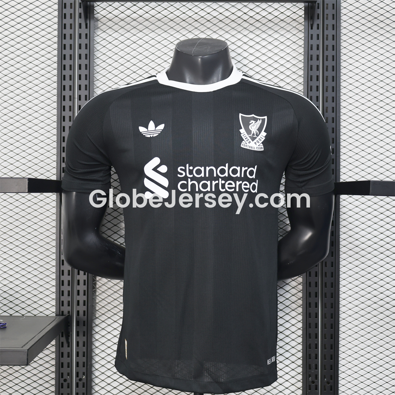 Liver.pool 25-26 Black Trefoil Goalkeeper Jersey - Player Version