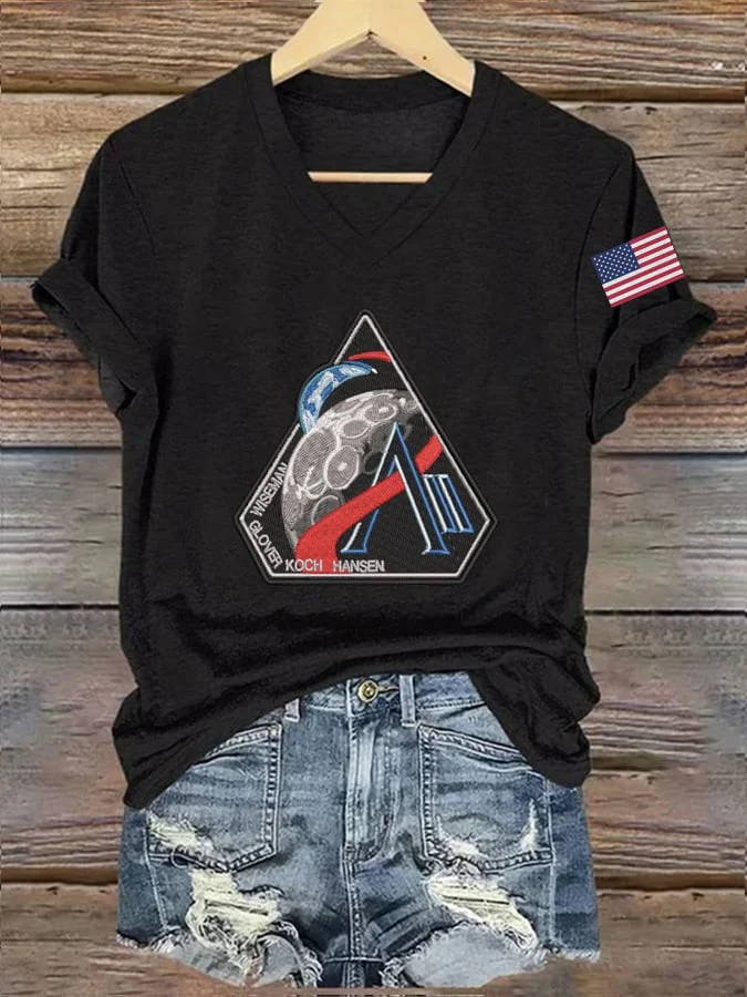 Artemis II Space Mission T-Shirt
