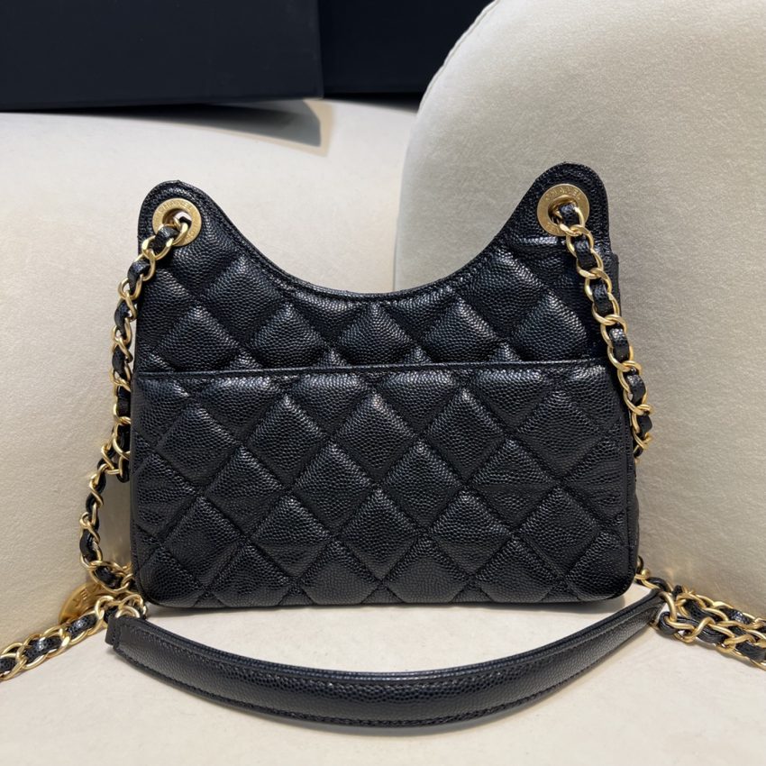 CHANEL 23c Hobo Small Black