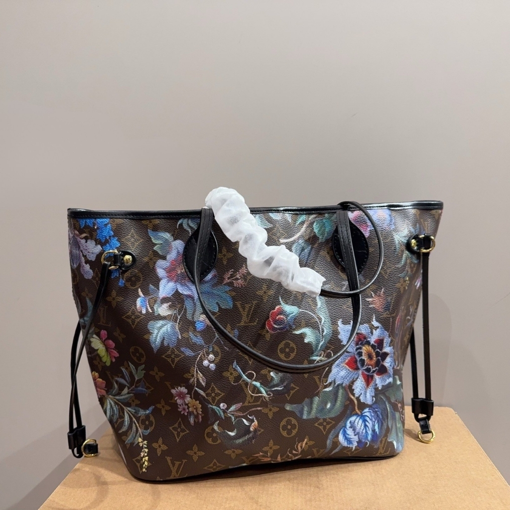 Louis Vuitton Neverfull MM Tote Bag Monogram Canvas Ebene 31cm M28918