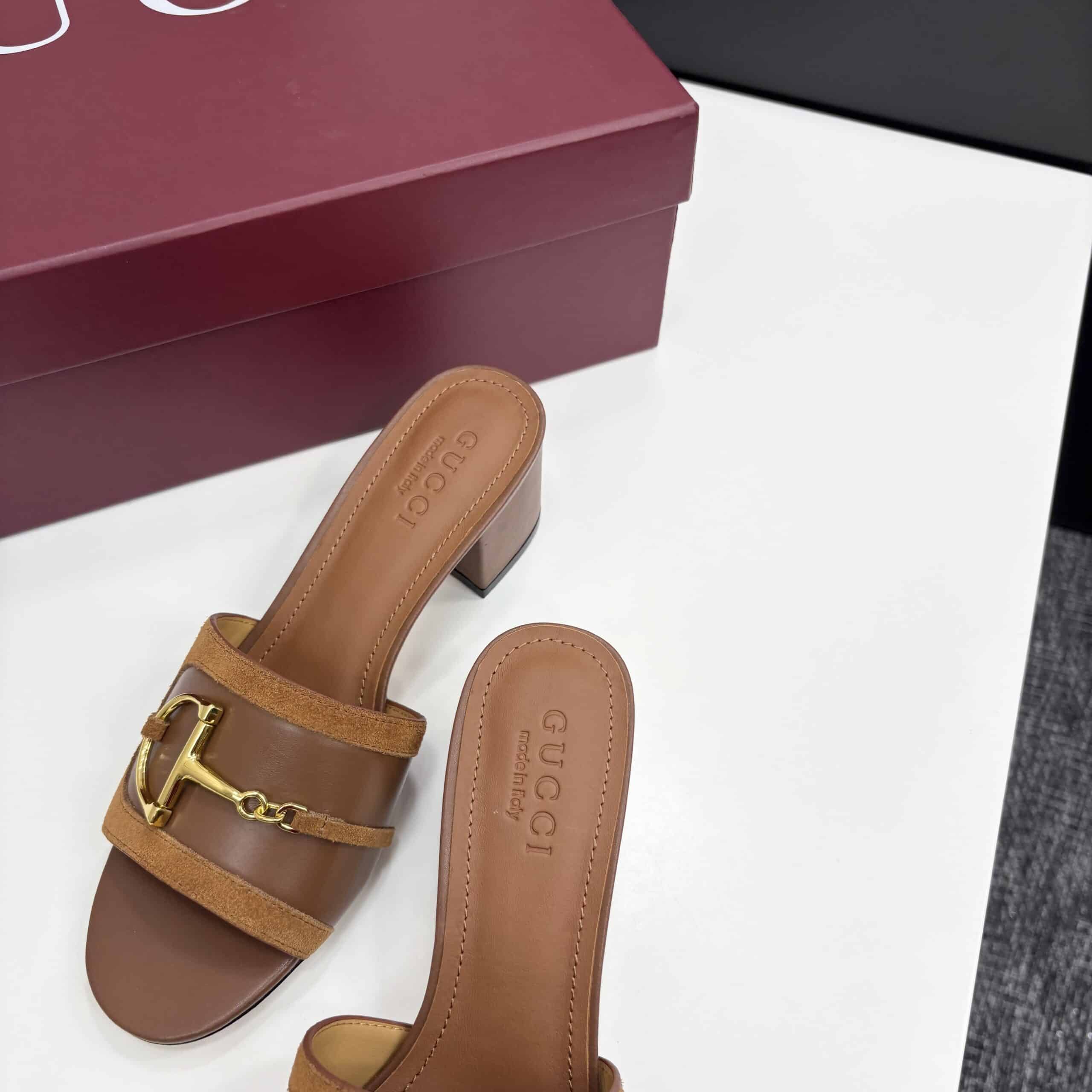 Gucci Women’s Slide Sandal With Horsebit Light Brown ‎834421 Aaexm 2718