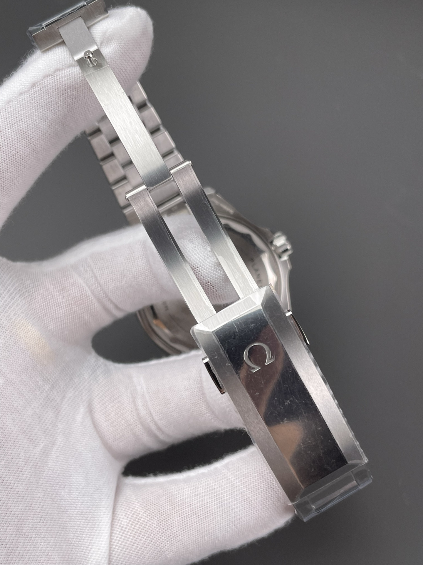 Ocean Universe Seamaster 600M